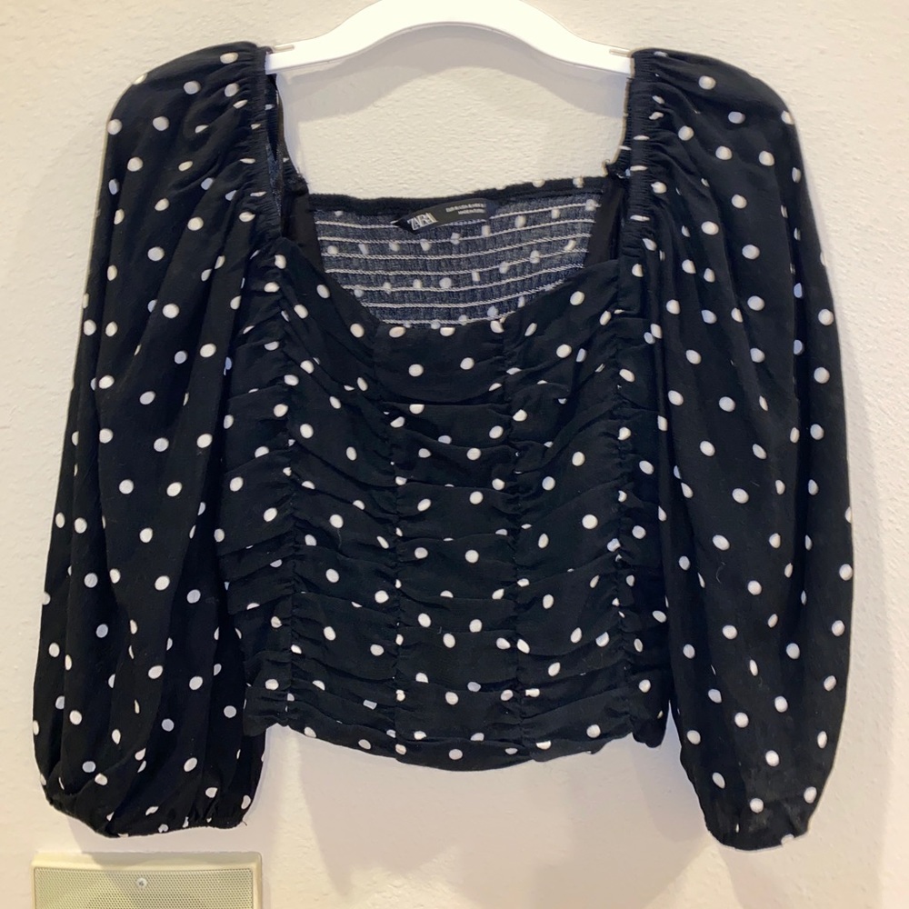Zara top! Super cute and fits great!